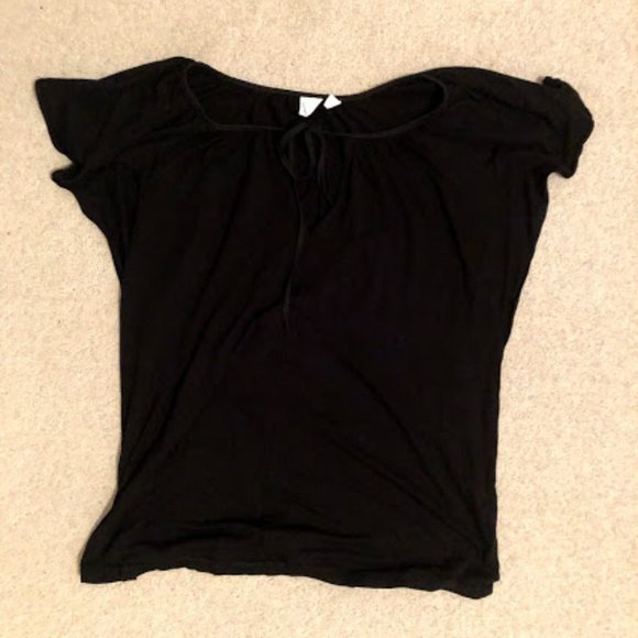 Black Gap Tee - Picture 4 of 6